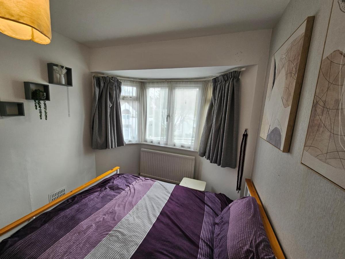 Large 4 Bedrooms Golders Green لندن المظهر الخارجي الصورة