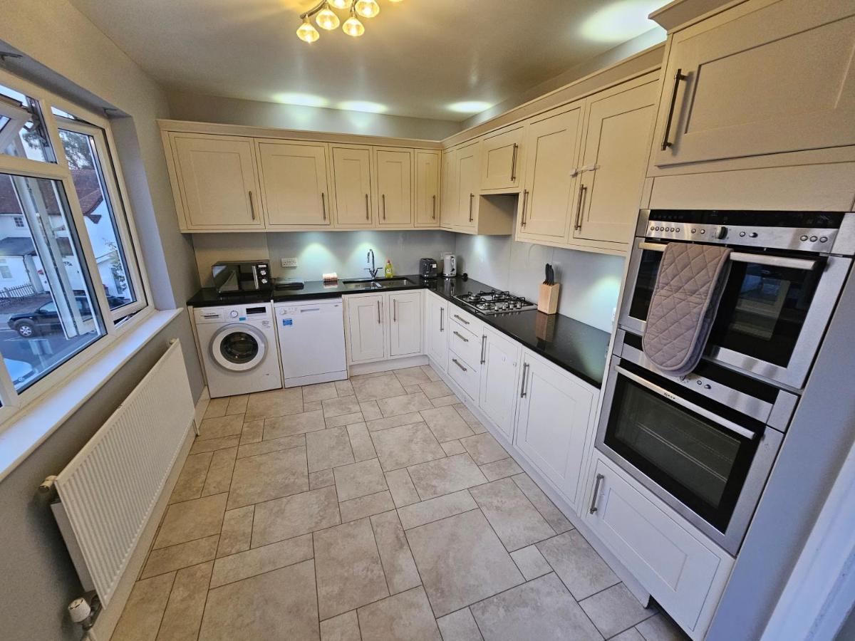 Large 4 Bedrooms Golders Green لندن المظهر الخارجي الصورة